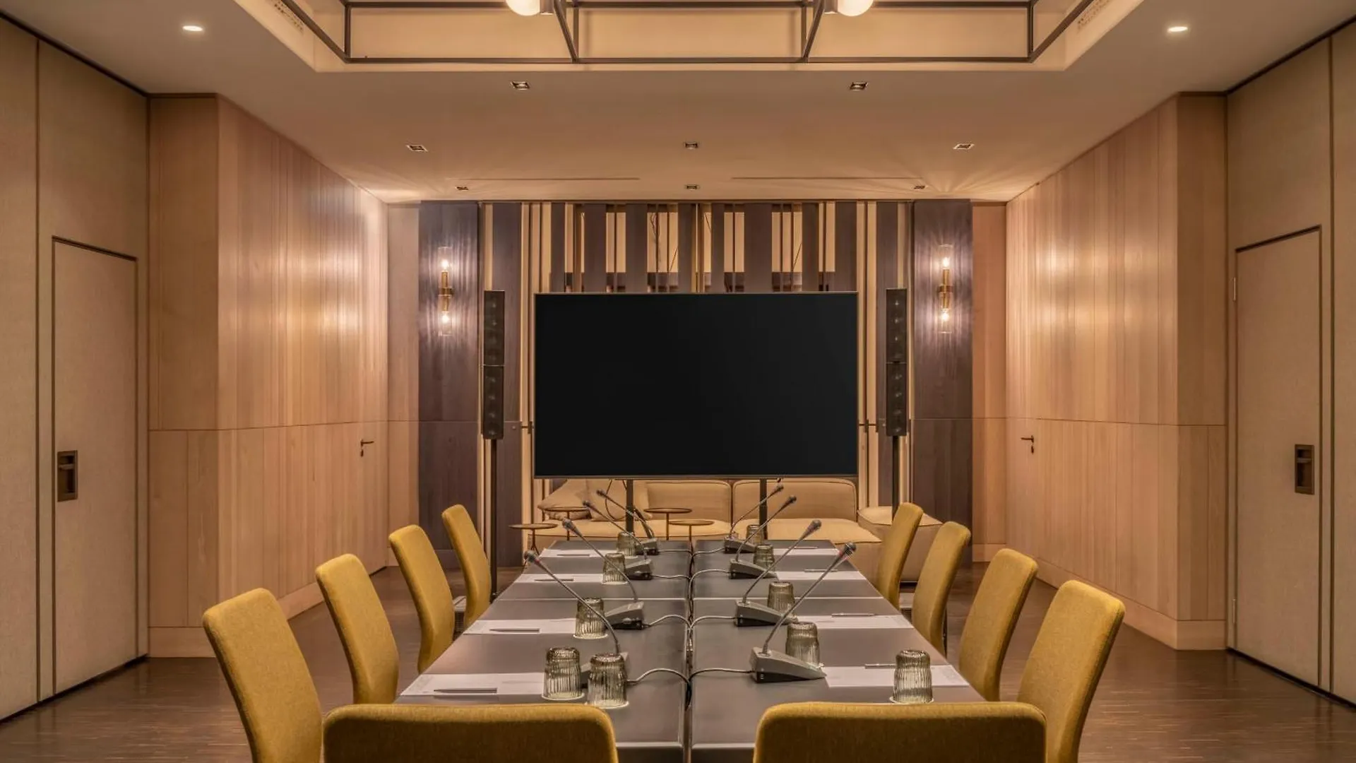 Munich Marriott Hotel City West 4*,